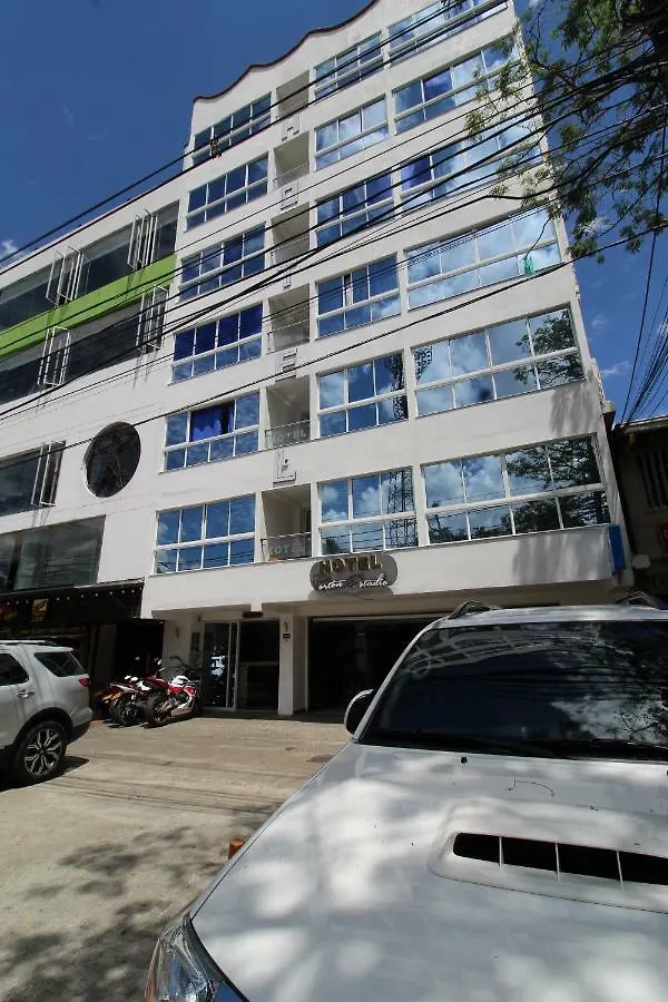 Hotel Porton Estadio Medellin 3*,  Colombia